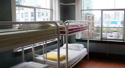 C&N Backpackers Central Station Hostel Vancouver Bagian luar foto